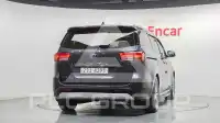 2017 KIA Carnival