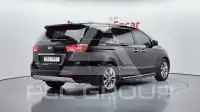 2017 KIA Carnival
