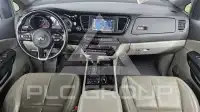 2017 KIA Carnival