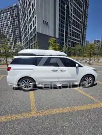 2017 KIA Carnival