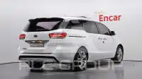 2017 KIA Carnival