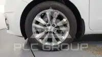 2017 KIA Carnival