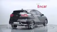 2017 KIA Niro