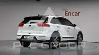 2017 KIA Niro