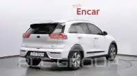 2017 KIA Niro