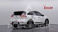 2017 KIA Niro