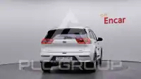 2017 KIA Niro