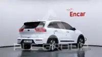 2017 KIA Niro