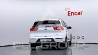 2017 KIA Niro