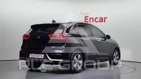 2017 KIA Niro