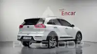 2017 KIA Niro