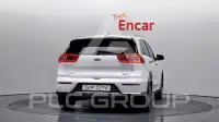 2017 KIA Niro