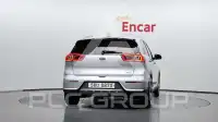 2017 KIA Niro