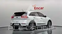 2017 KIA Niro