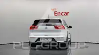 2017 KIA Niro