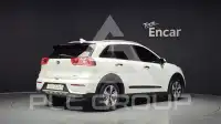2017 KIA Niro