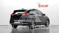 2017 KIA Niro