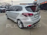 2017 KIA Carens