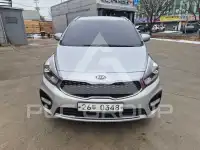 2017 KIA Carens