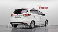 2017 KIA Carens