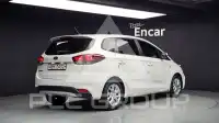 2017 KIA Carens