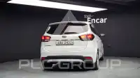 2017 KIA Carens