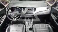 2017 KIA Carens