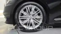 2017 Genesis G80