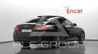 2017 Genesis G80