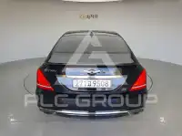 2017 Genesis G90