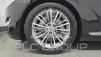 2017 Genesis G90
