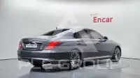 2017 Genesis G90
