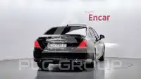 2017 Genesis G90