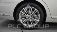 2017 Genesis G90