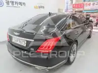2017 Genesis G90