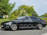 2017 Genesis G90