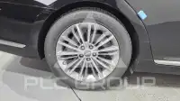 2017 Genesis G90