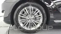 2017 Genesis G90