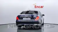 2017 Genesis G90