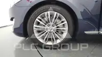 2017 Genesis G90