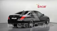 2017 Genesis G90