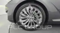 2017 Genesis G90