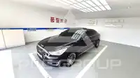 2017 Genesis G90