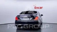 2017 Genesis G90