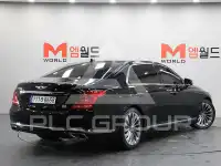 2017 Genesis G90