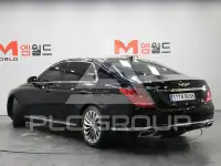 2017 Genesis G90
