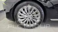 2017 Genesis G90