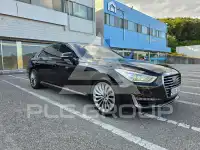 2017 Genesis G90