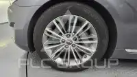 2017 Genesis G90