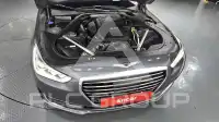 2017 Genesis G90